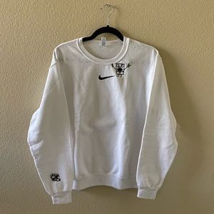 Custom embroidered Spongebob crewneck